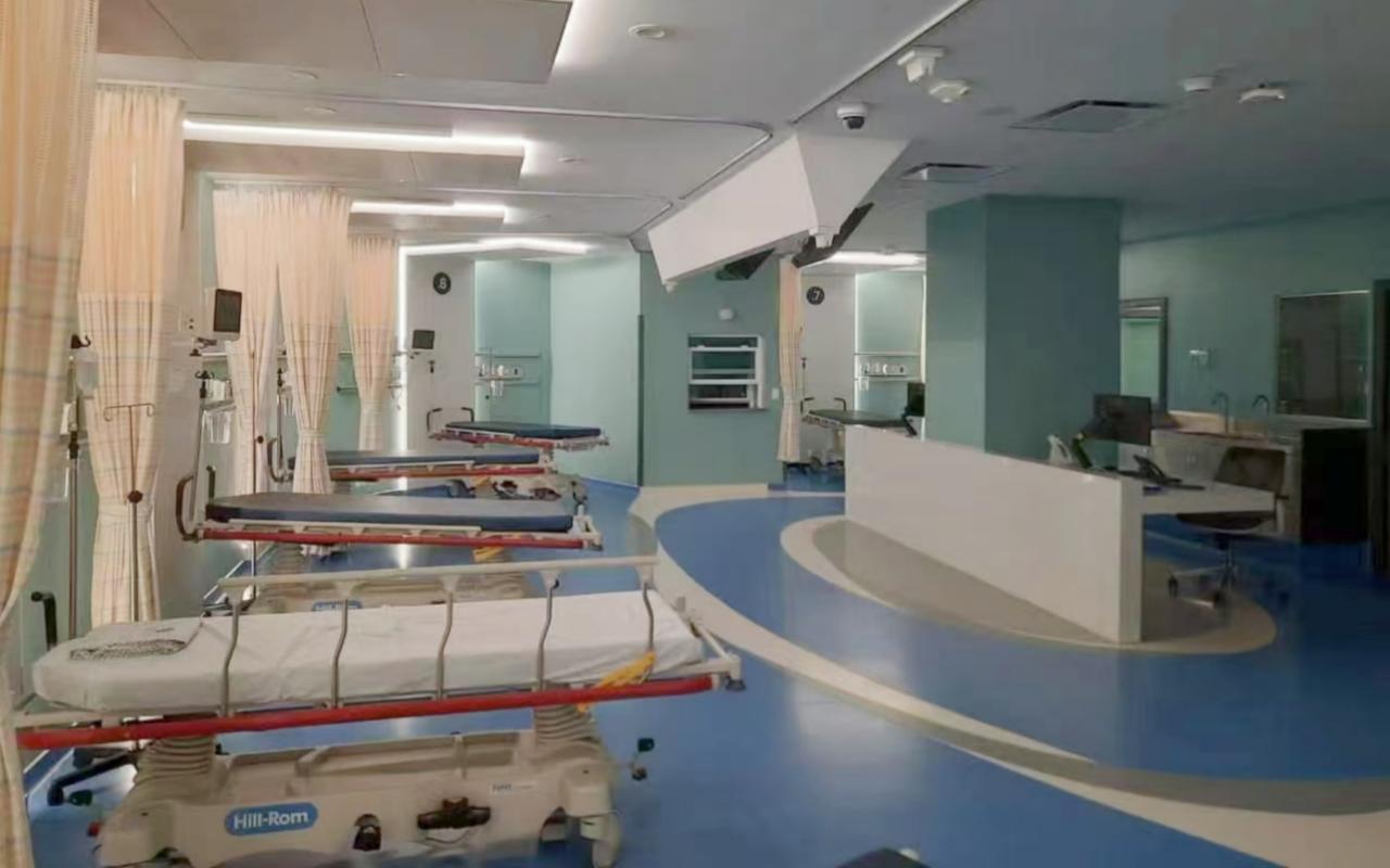 卡曼通透地板赋能墨西哥医院：打造安全与治愈兼具的医疗空间